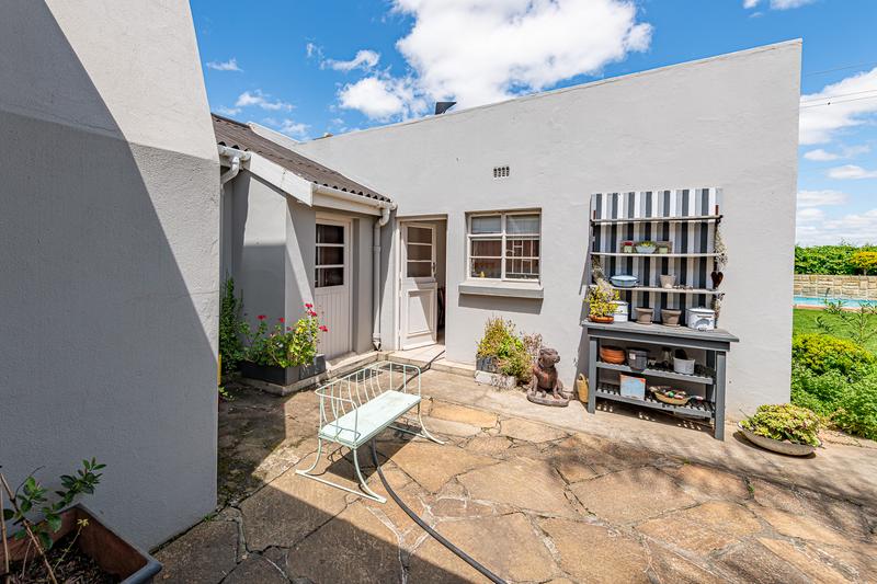 5 Bedroom Property for Sale in Riviersonderend Western Cape